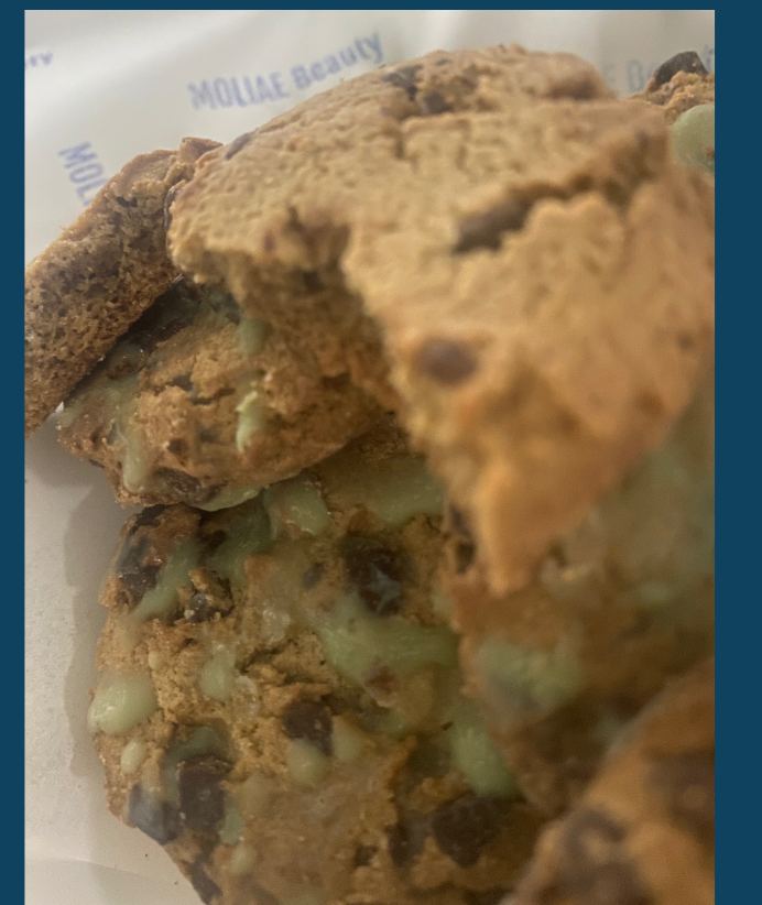 Gift Box | MA’at Kahk Chocolate Chip Pistachio Butter Cookies | Egyptian Dates