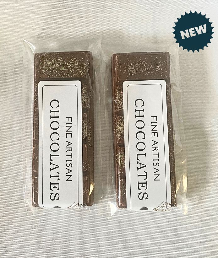 MA’at Egyptian Iwen Holographic Chocolate Bars | Pistachio | Egyptian Dates | Cranberries