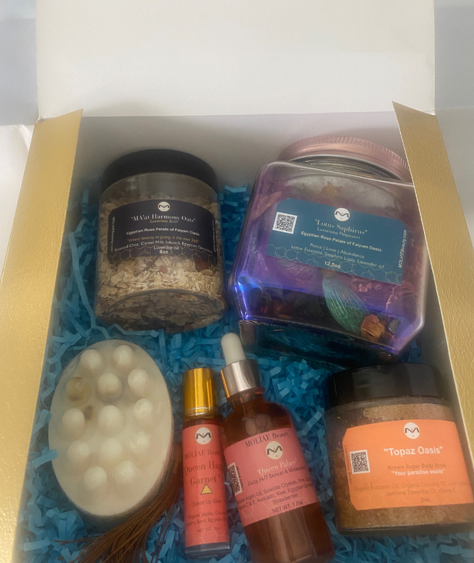 Gift Box Kit Queen Palace | Spa Paradise Oasis | Lip Oil | MA'at Harmony | Lotus Saphirus | Thebes Soap | Body Scrub