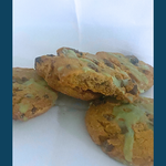 Gift Box | MA’at Kahk Chocolate Chip Pistachio Butter Cookies | Egyptian Dates