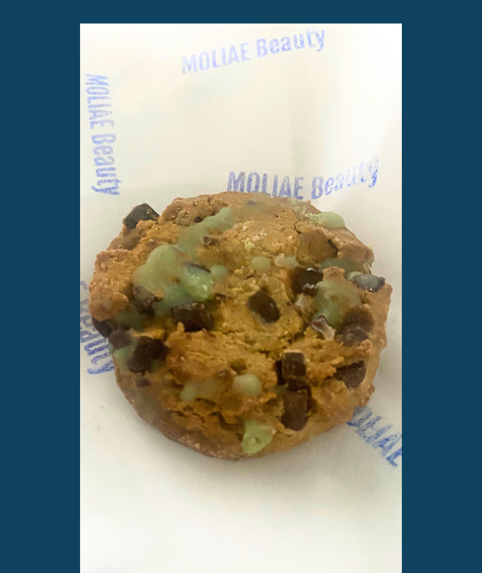 Gift Box | MA’at Kahk Chocolate Chip Pistachio Butter Cookies | Egyptian Dates